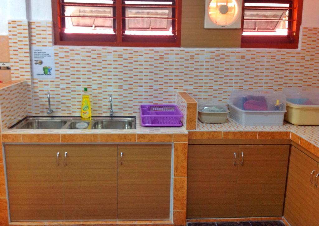 Nur Muslim Homestay At Kota Bharu Exterior photo